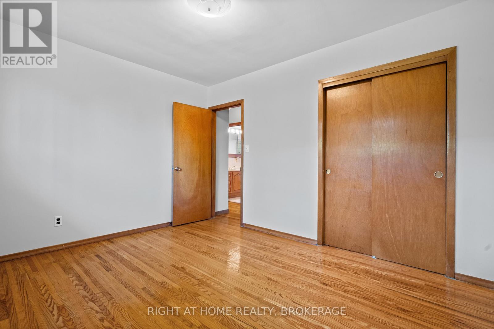 12 Lorne Avenue, Grimsby, Ontario  L3M 2H5 - Photo 19 - X13218116