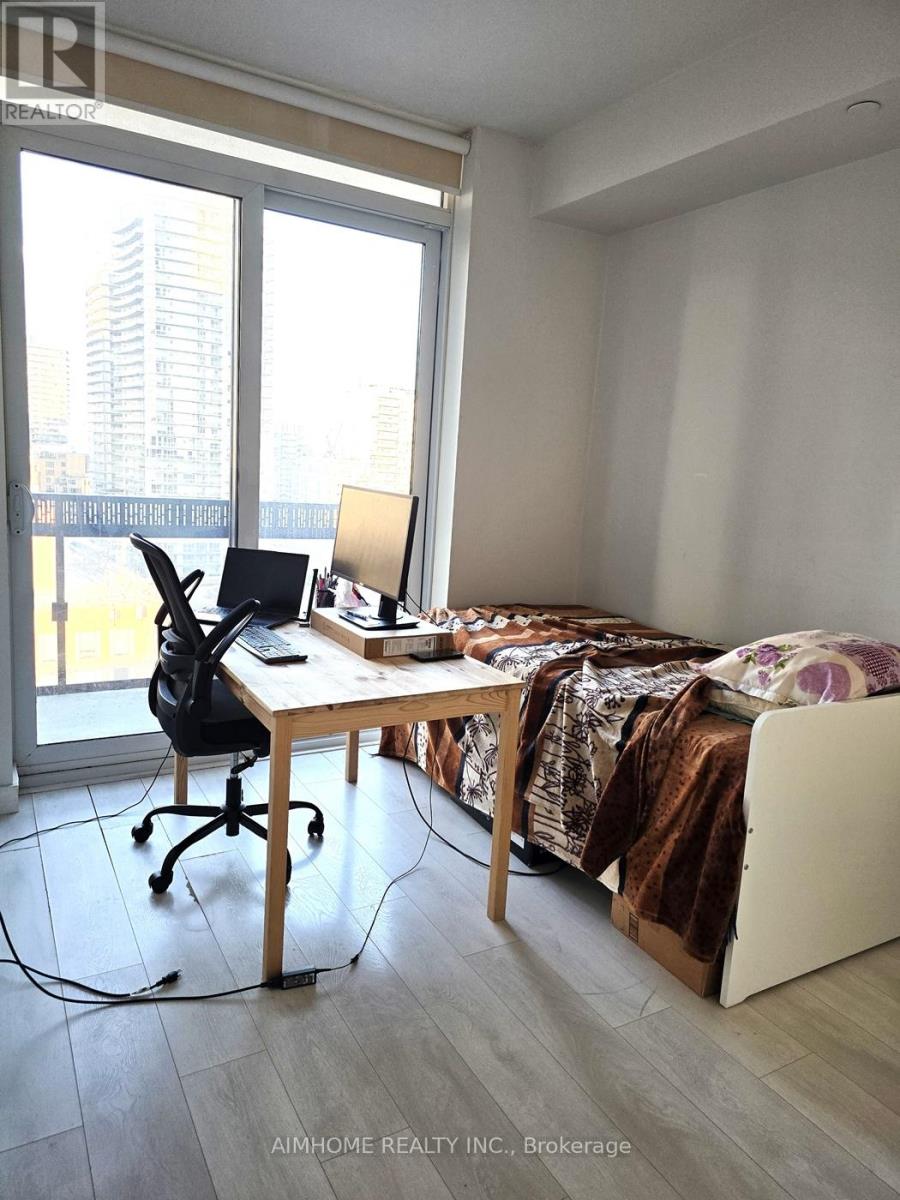 1510 - 8 Eglinton Avenue E, Toronto, Ontario  M4P 0C1 - Photo 14 - C13218124