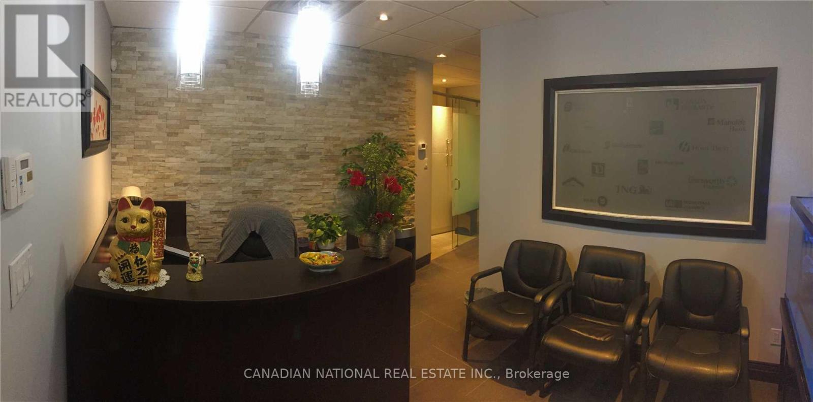 709 - 255 Duncan Mill Road, Toronto, Ontario  M3B 3H9 - Photo 2 - C13218136