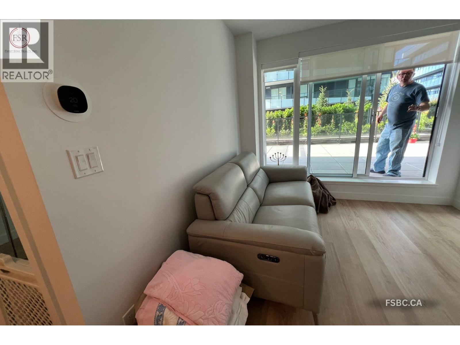 7977 Lansdowne Rd, Richmond, British Columbia  V6X 0X7 - Photo 26 - R3129977