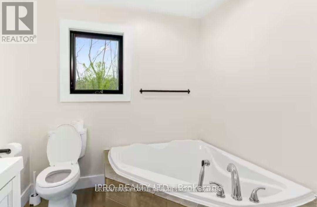 39 Long Point Road, Tay, Ontario  L0K 2C0 - Photo 25 - S13218142