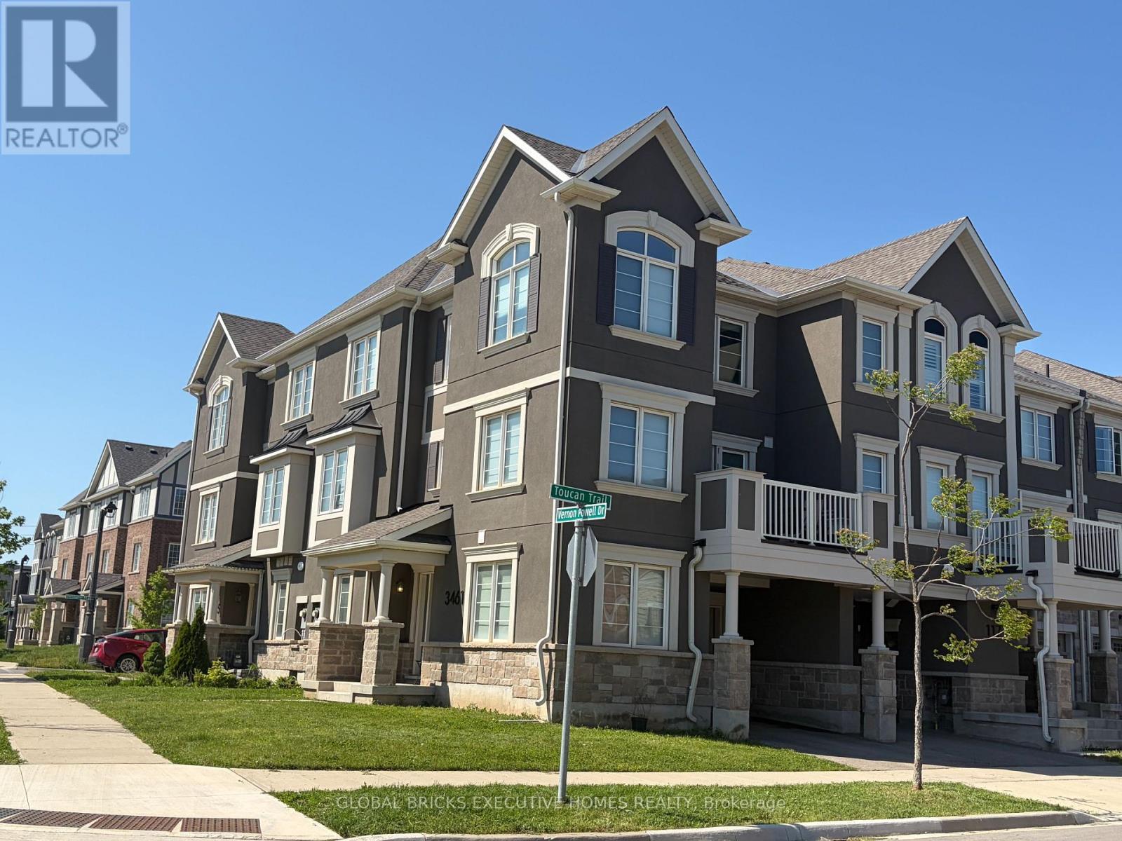 3461 VERNON POWELL DRIVE, Oakville, Ontario
