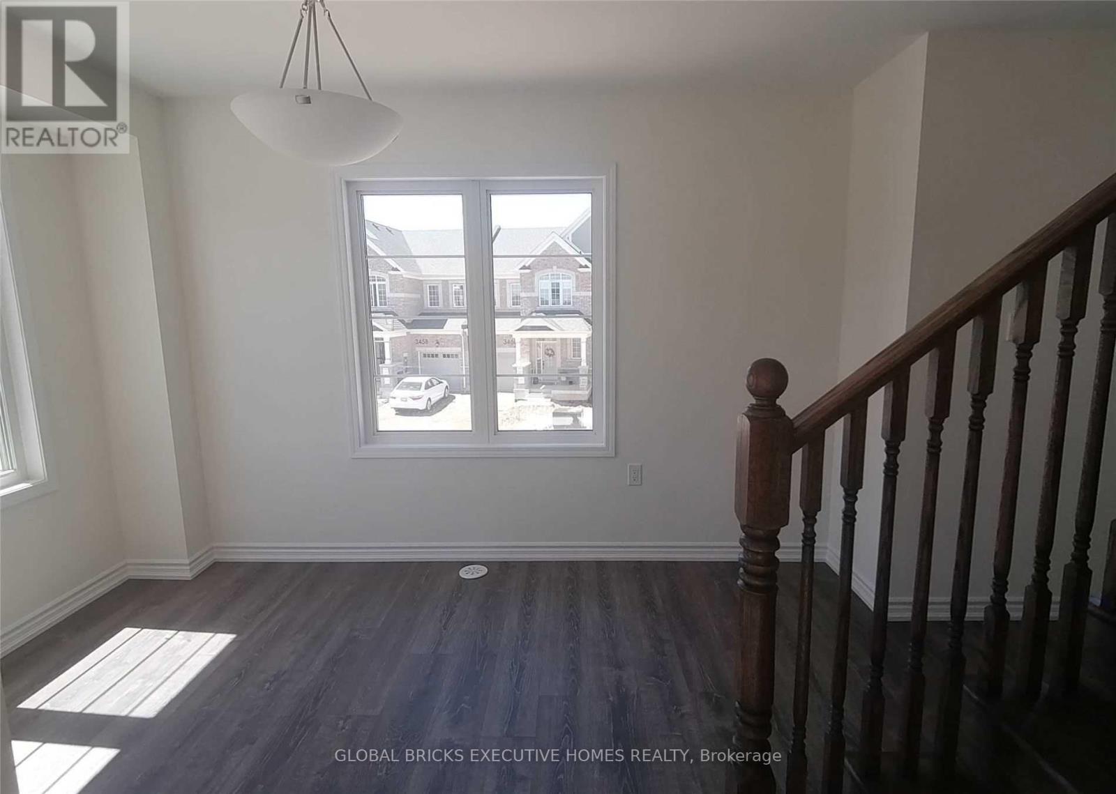 3461 Vernon Powell Drive, Oakville, Ontario  L6H 0Y1 - Photo 5 - W13218138