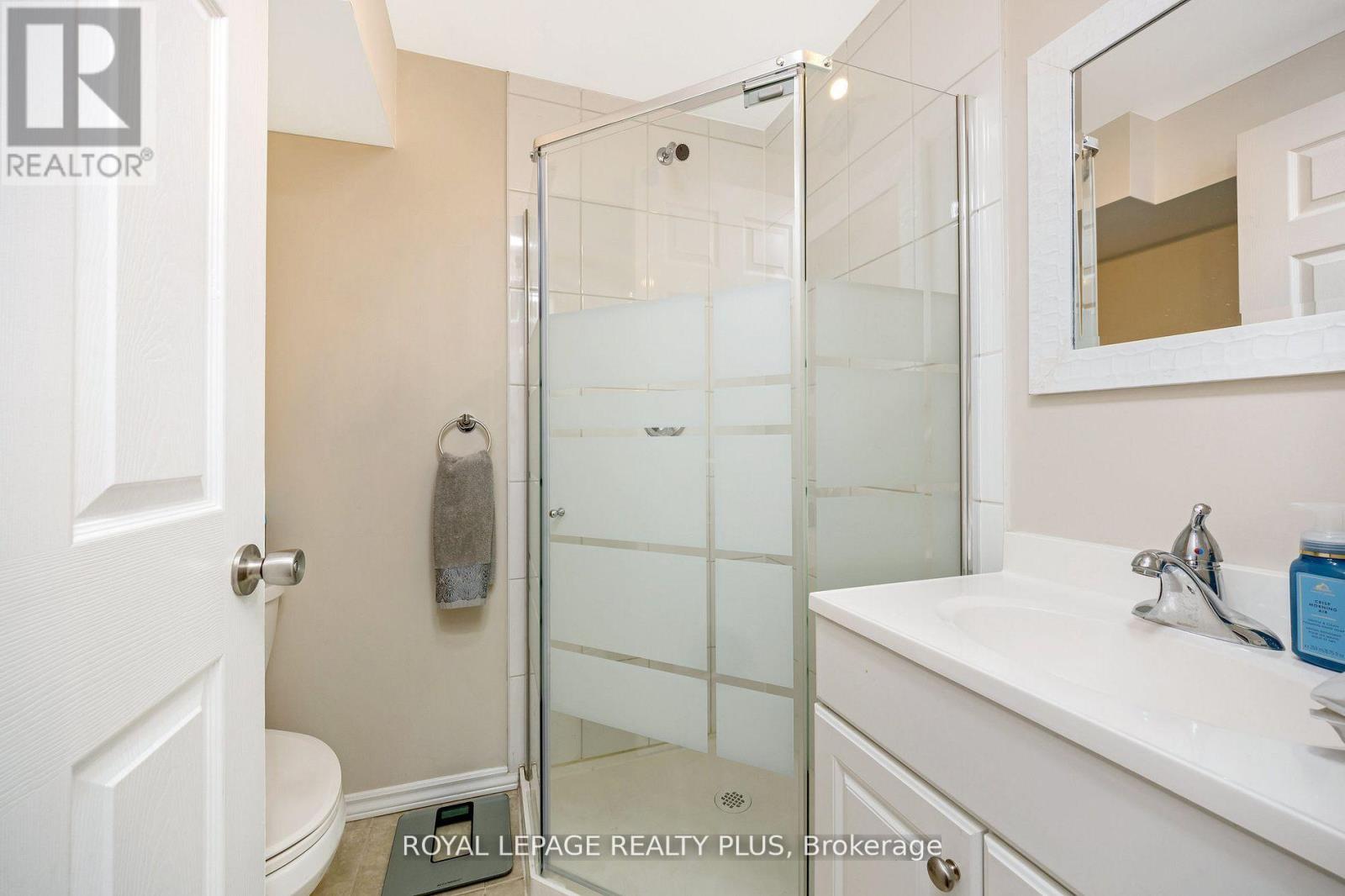 1542 Gainer Crescent, Milton, Ontario  L9T 0Y3 - Photo 35 - W13174658