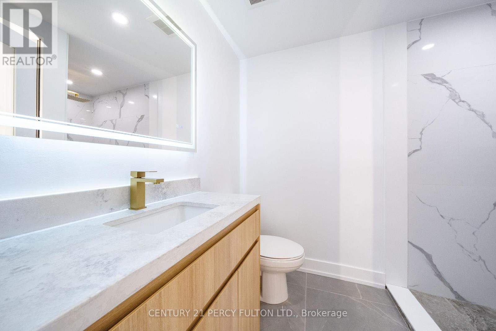 1611 Geta Circle, Pickering, Ontario  L1V 3B5 - Photo 12 - E13218086