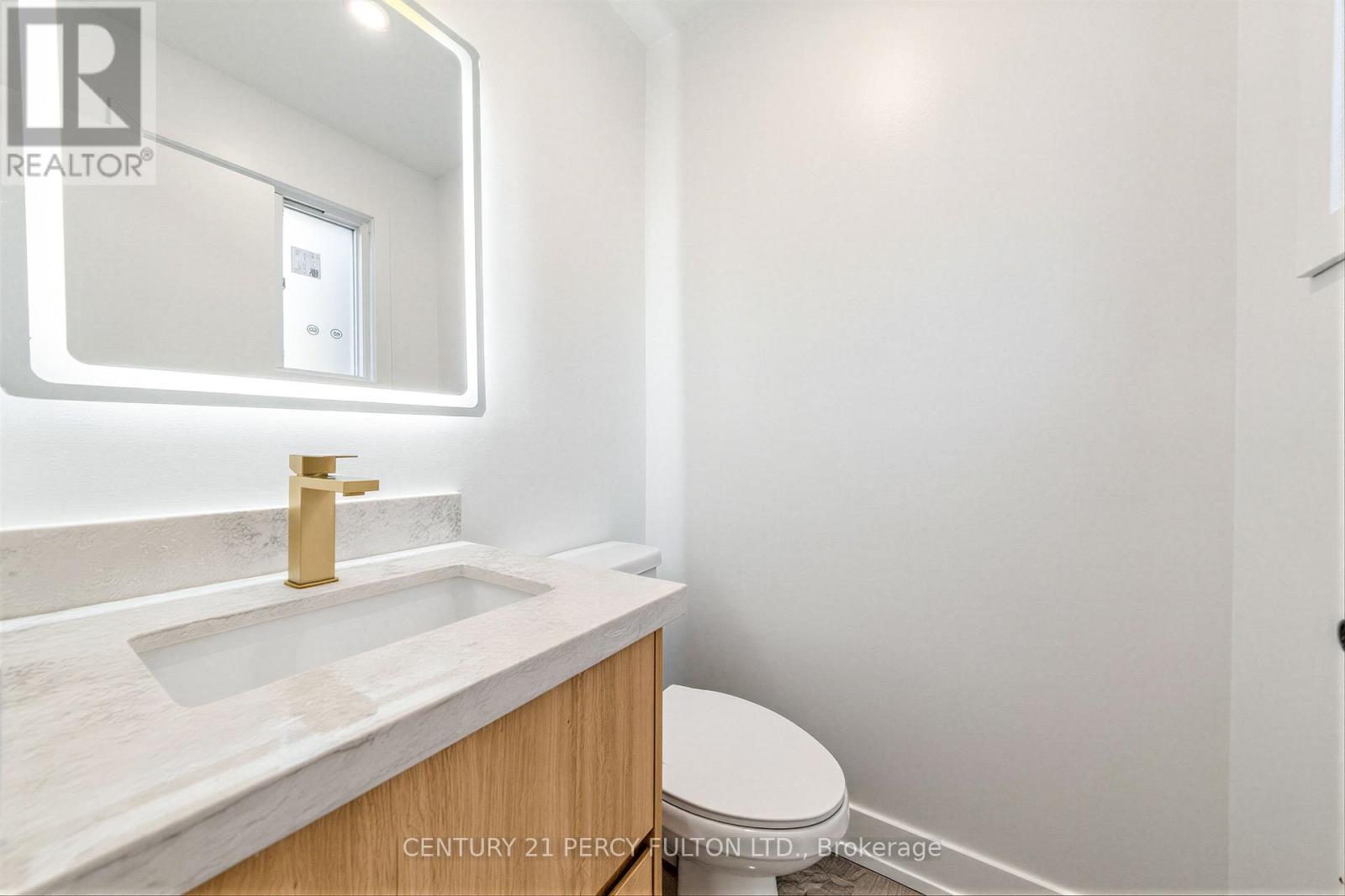 1611 Geta Circle, Pickering, Ontario  L1V 3B5 - Photo 2 - E13218086