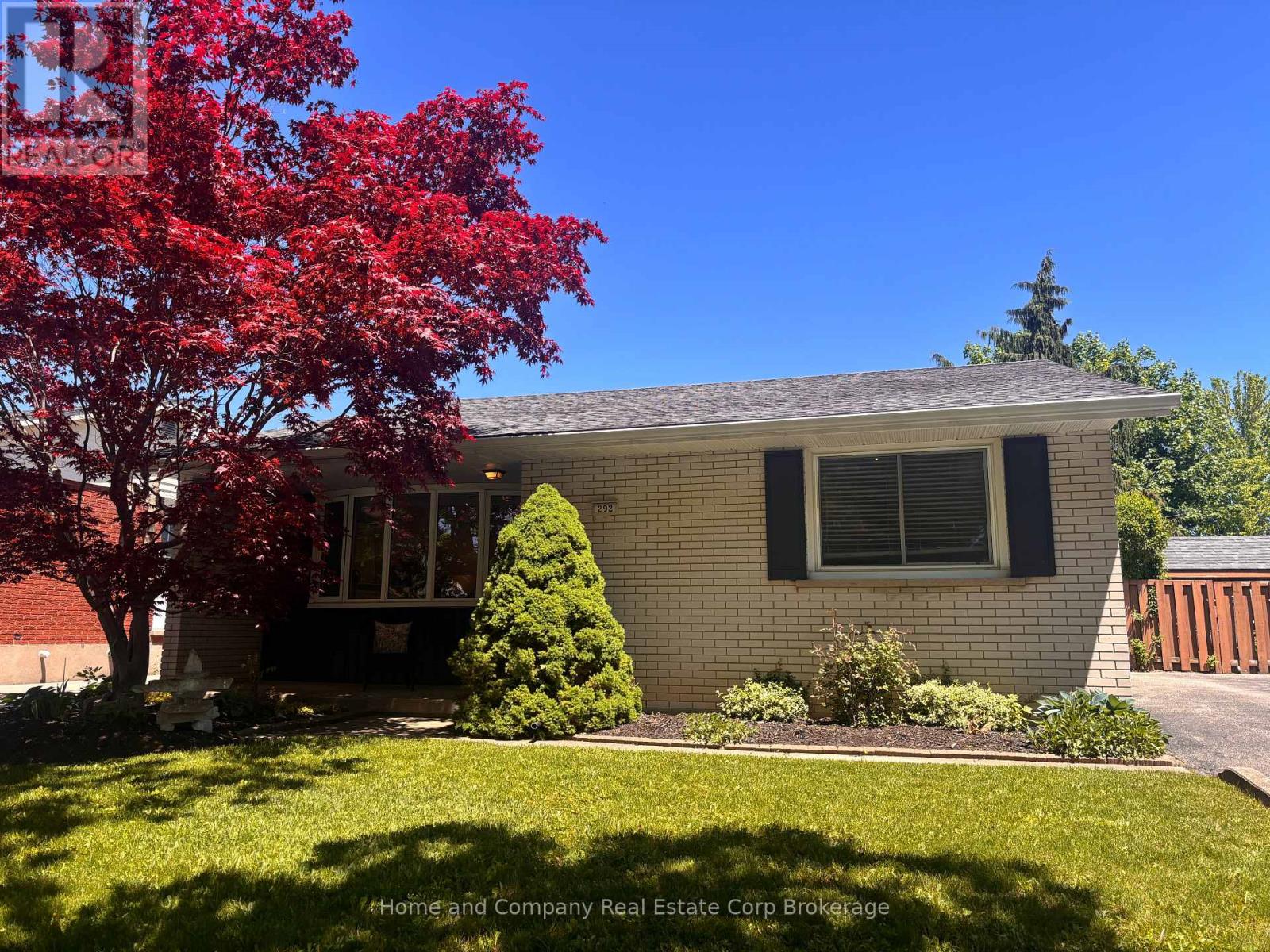 292 REDFORD CRESCENT, Stratford, Ontario