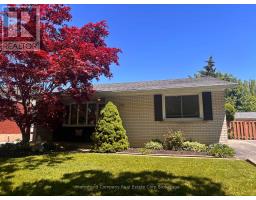 292 REDFORD CRESCENT