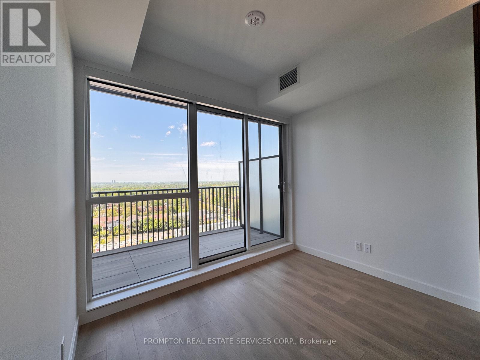 1807 - 68 Esther Shiner Boulevard, Toronto, Ontario  M2K 0J6 - Photo 3 - C13218160