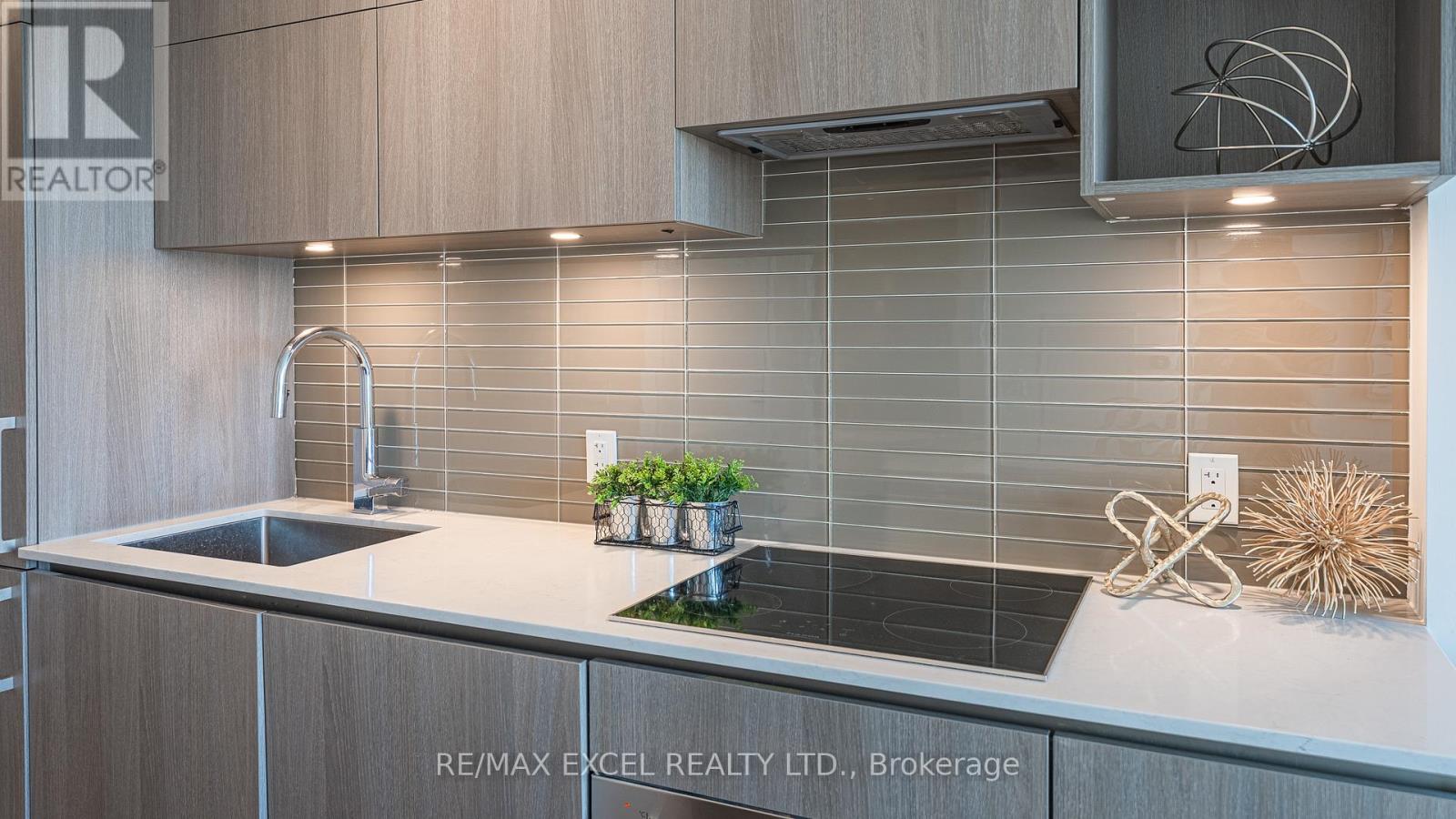 3909 - 1 Yorkville Avenue, Toronto, Ontario  M4W 1L1 - Photo 14 - C13218180