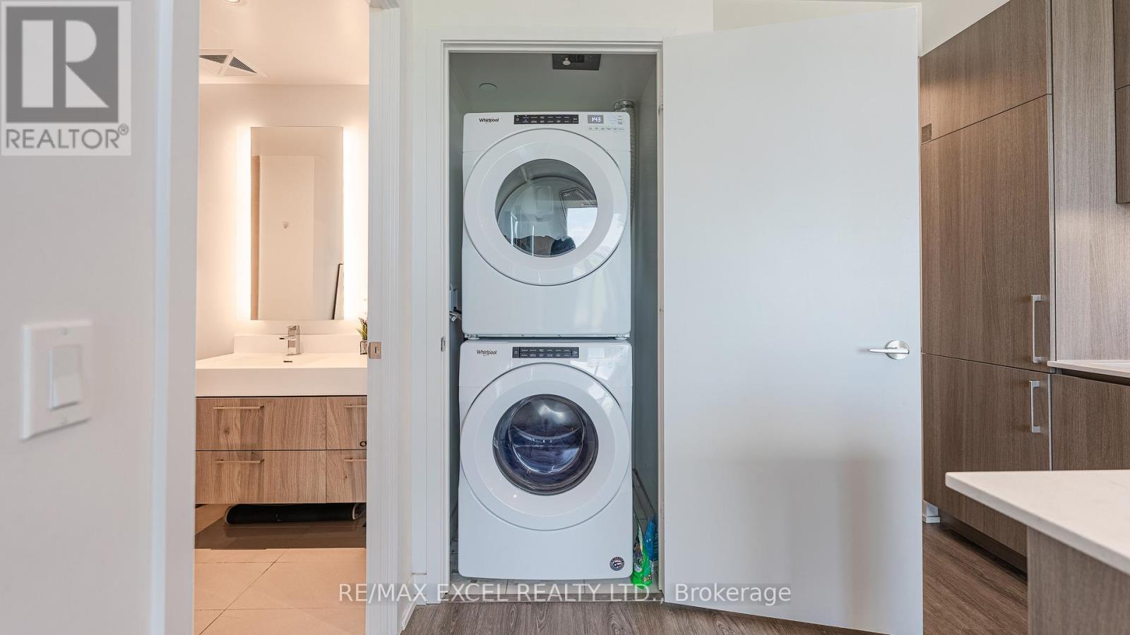 3909 - 1 Yorkville Avenue, Toronto, Ontario  M4W 1L1 - Photo 18 - C13218180