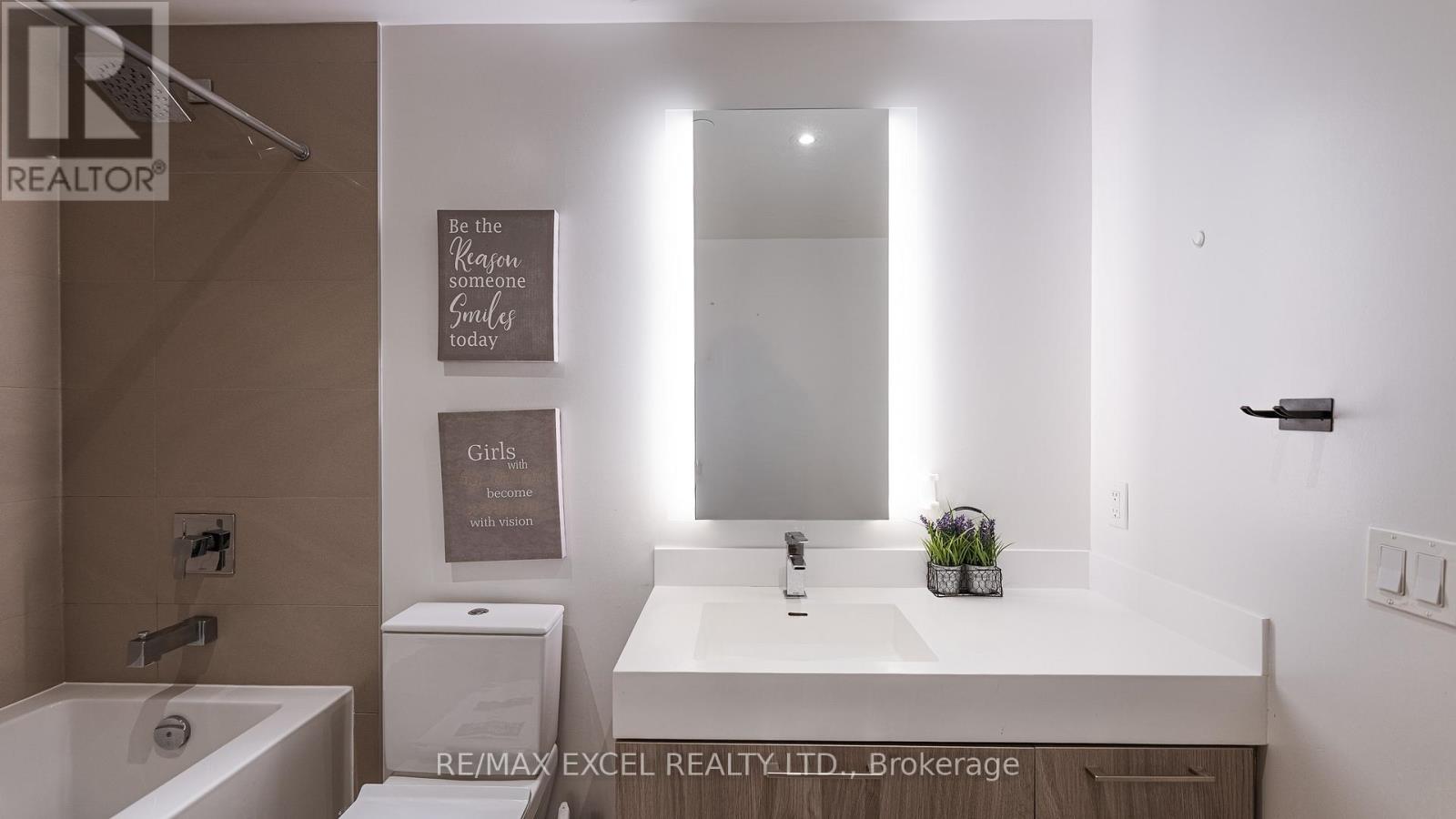 3909 - 1 Yorkville Avenue, Toronto, Ontario  M4W 1L1 - Photo 21 - C13218180