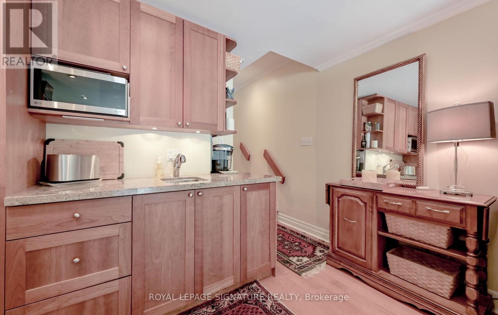 641 Balliol Street, Toronto, Ontario  M4S 1E6 - Photo 3 - C13218188