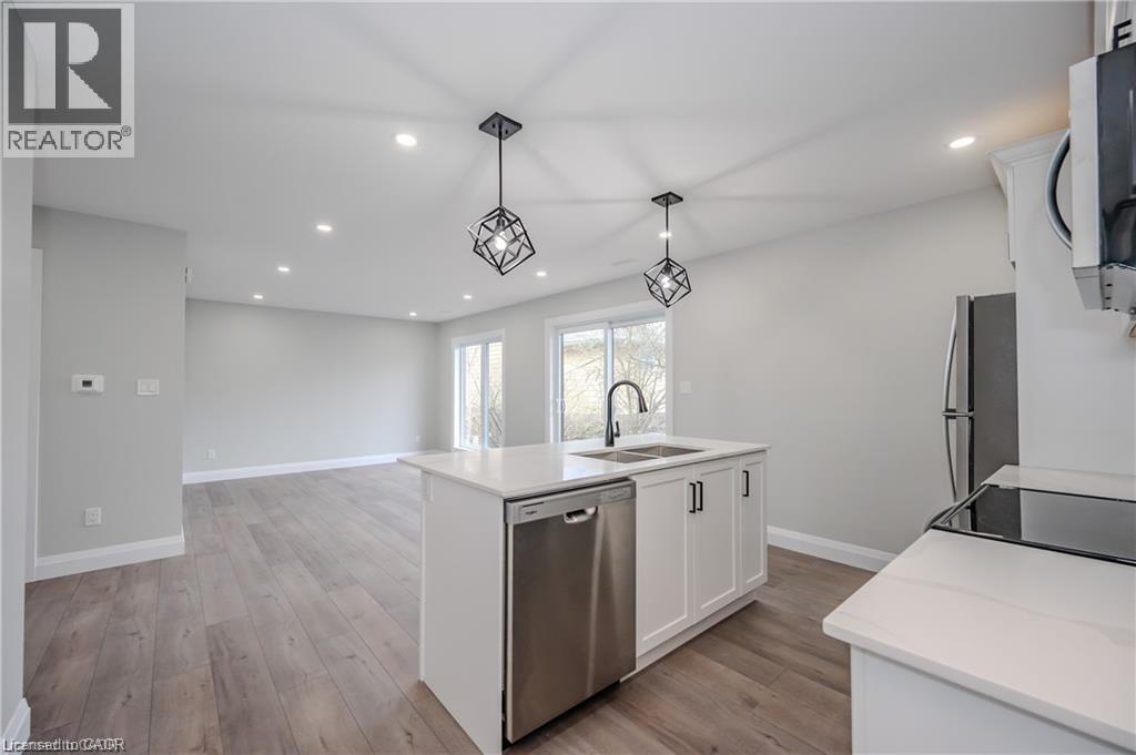 16 Hincks Street Unit# A, New Hamburg, Ontario  N3A 2A3 - Photo 4 - 40835055