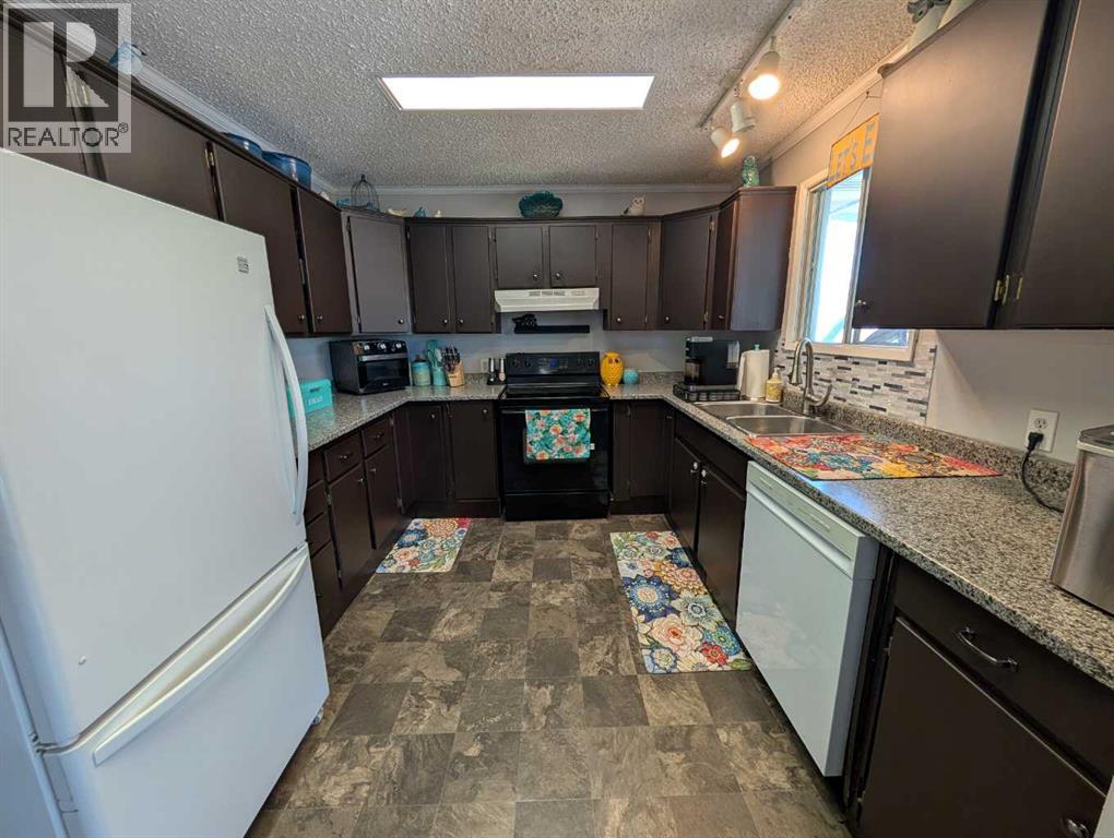 112 Sprague Way SE, Medicine Hat, Alberta  T1B 2K3 - Photo 11 - A2314415