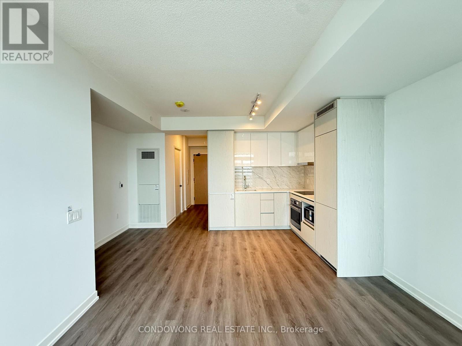 2603 - 28 Interchange Way, Vaughan, Ontario  M5V 3W2 - Photo 2 - N13218146