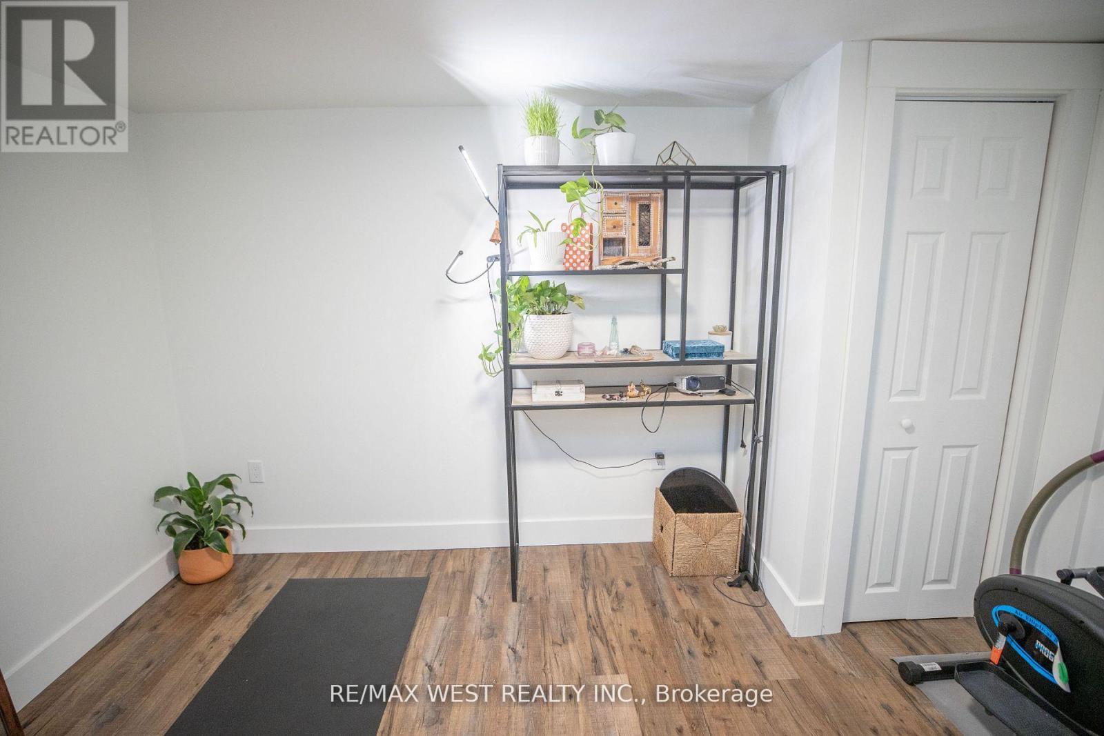 2 - 93 Peel Street, Barrie, Ontario  L4M 3L5 - Photo 27 - S13218154