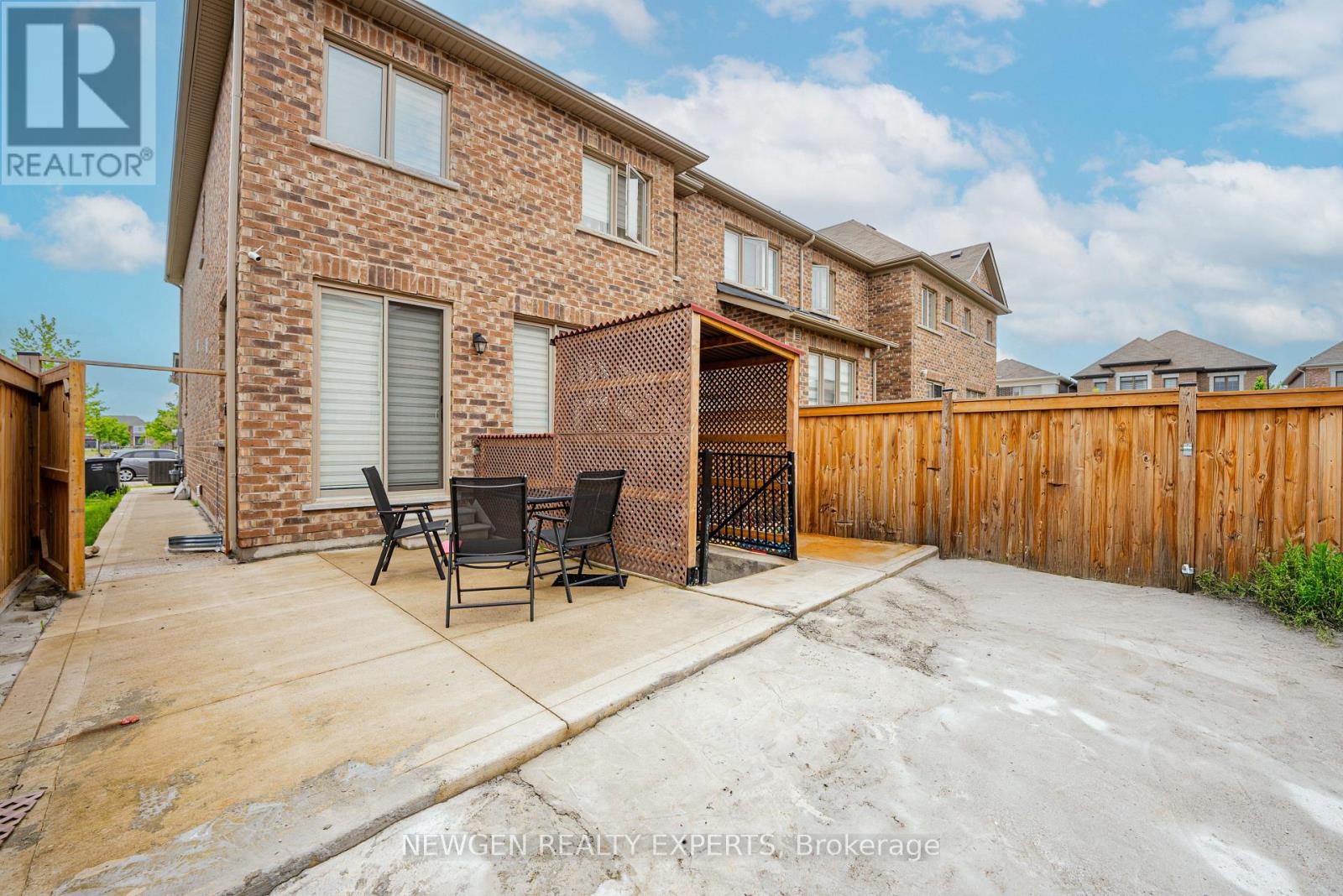 19 Boat Street, Brampton, Ontario  L7A 5C9 - Photo 5 - W13218152