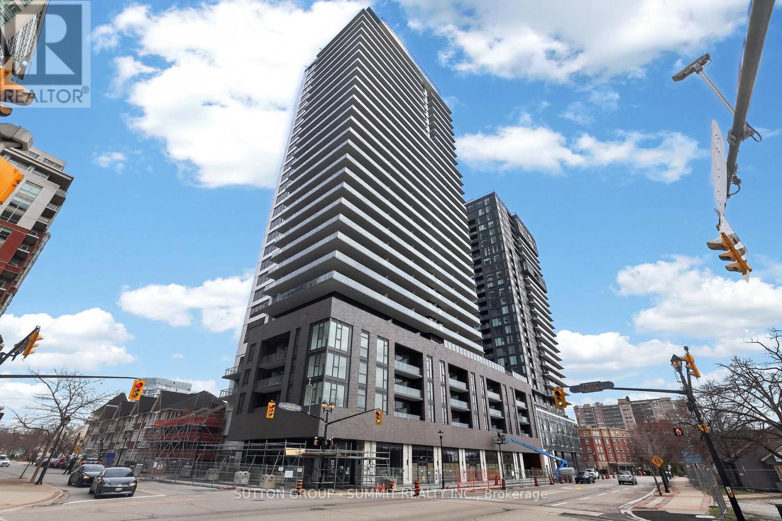 2401 - 2075 Lakeshore Road, Burlington, Ontario  L7R 0H3 - Photo 1 - W13218162