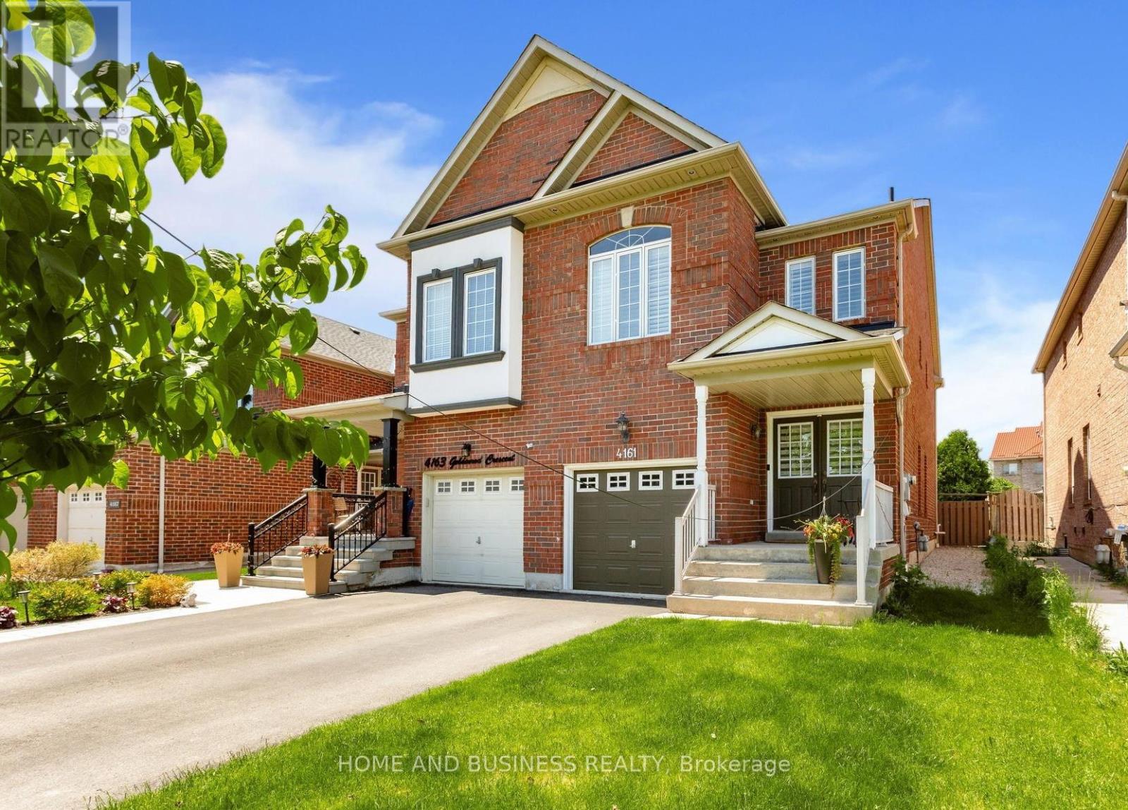 4161 Goldenrod Crescent, Mississauga, Ontario  L5V 3C1 - Photo 1 - W13218166