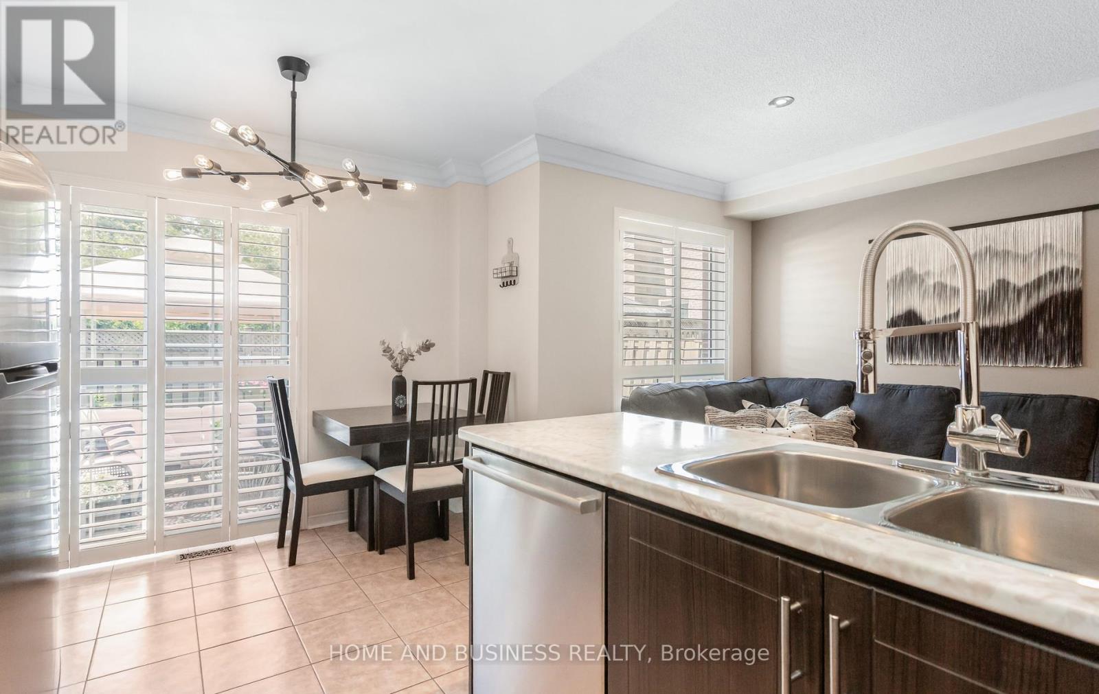 4161 Goldenrod Crescent, Mississauga, Ontario  L5V 3C1 - Photo 19 - W13218166