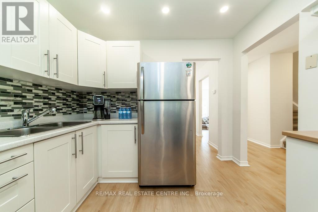 88 - 2050 Upper Middle Road, Burlington, Ontario  L7P 3R9 - Photo 24 - W13218198