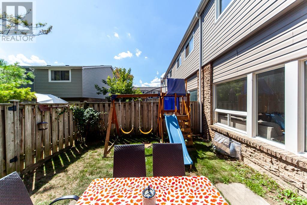 88 - 2050 Upper Middle Road, Burlington, Ontario  L7P 3R9 - Photo 46 - W13218198