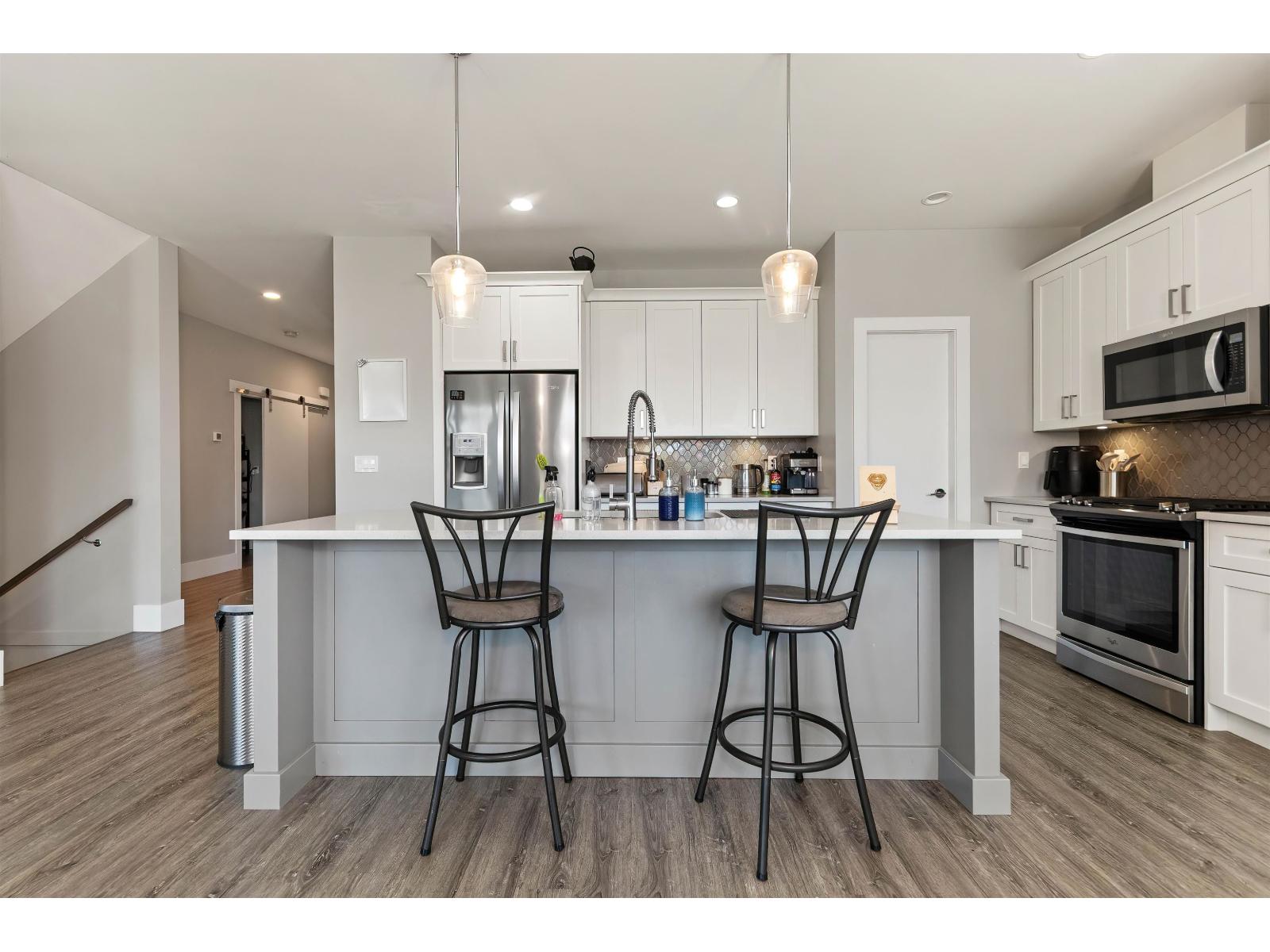 6567 Fern Street, Sardis South, Chilliwack, British Columbia  V2R 2Z7 - Photo 5 - R3127517