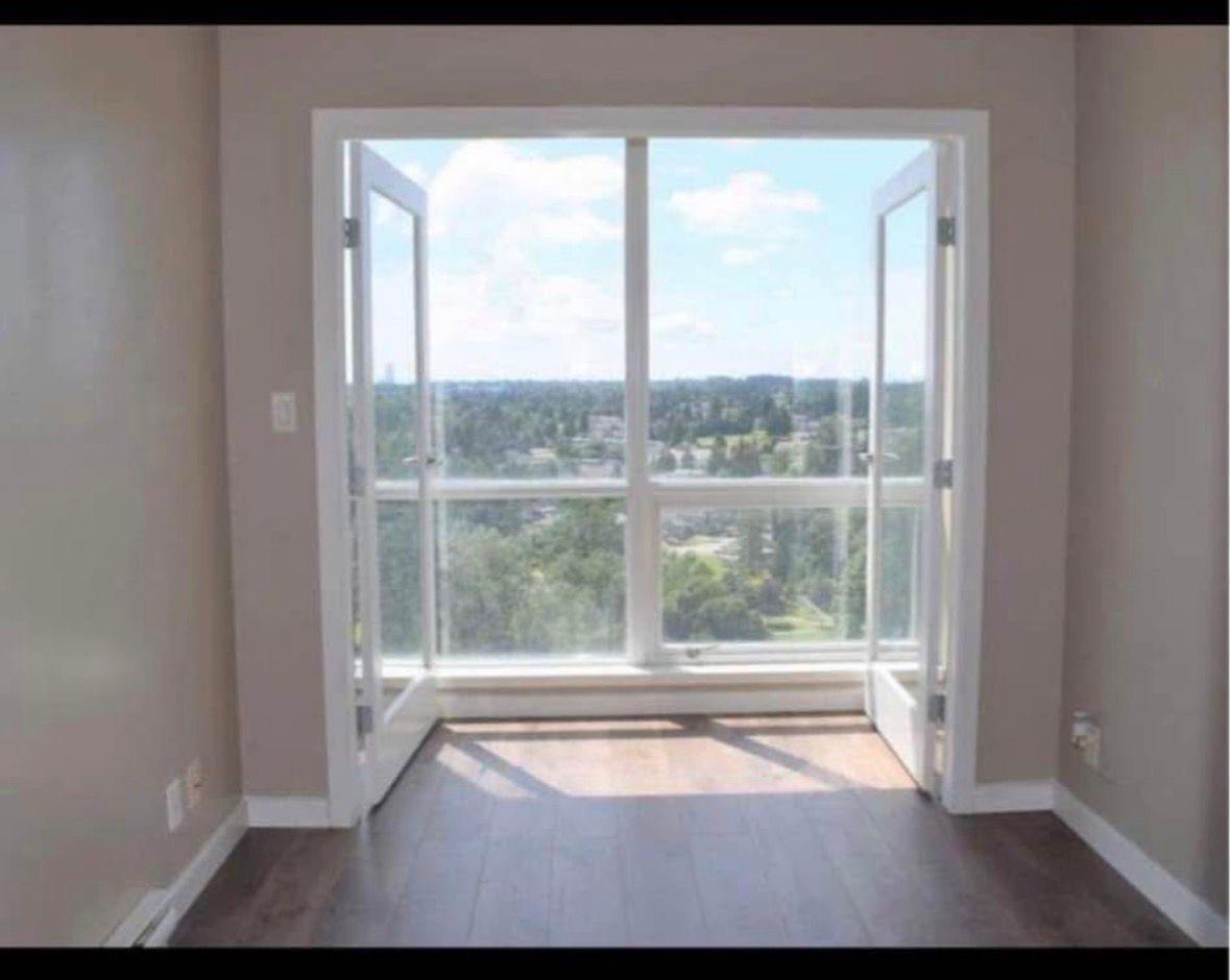 1801 13618 100 Avenue, Surrey, British Columbia  V3T 0A8 - Photo 2 - R3129345