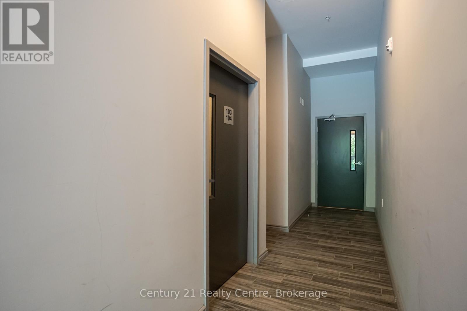 F 103 - 275 Larch Street, Waterloo, Ontario  N2L 3R2 - Photo 10 - X13218168
