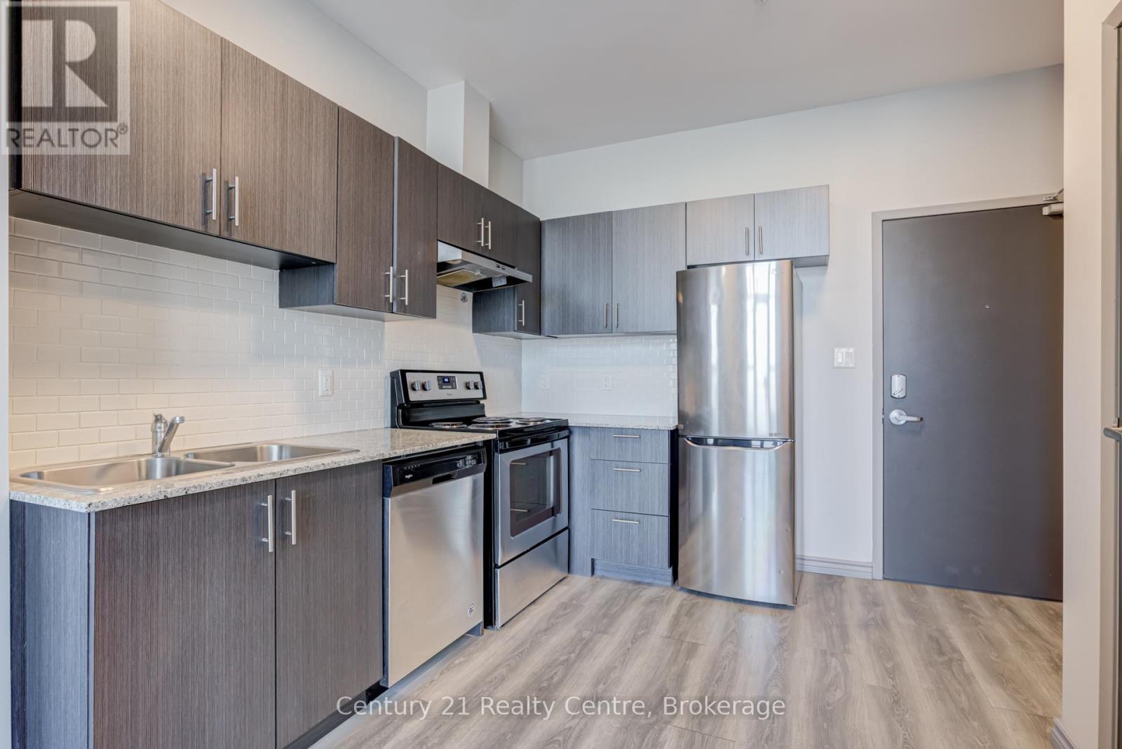 F 103 - 275 Larch Street, Waterloo, Ontario  N2L 3R2 - Photo 15 - X13218168