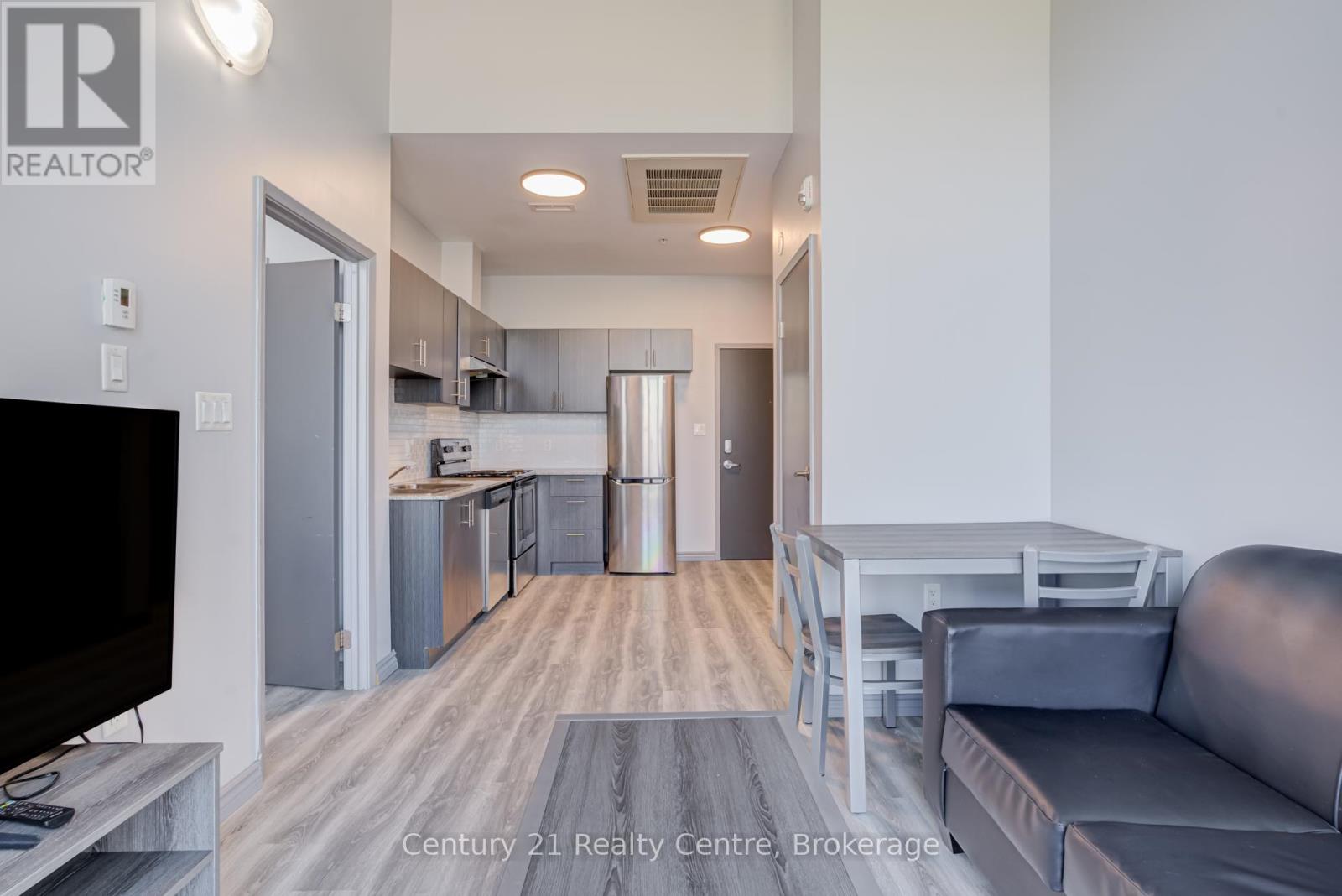 F 103 - 275 Larch Street, Waterloo, Ontario  N2L 3R2 - Photo 20 - X13218168