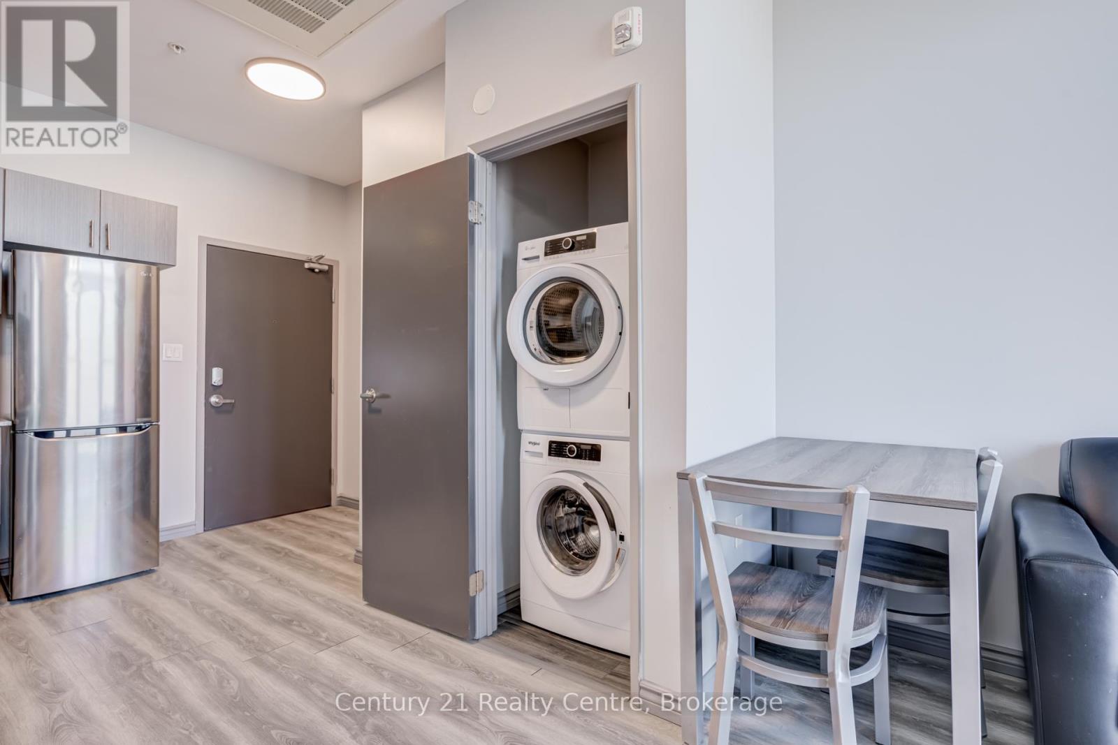 F 103 - 275 Larch Street, Waterloo, Ontario  N2L 3R2 - Photo 27 - X13218168