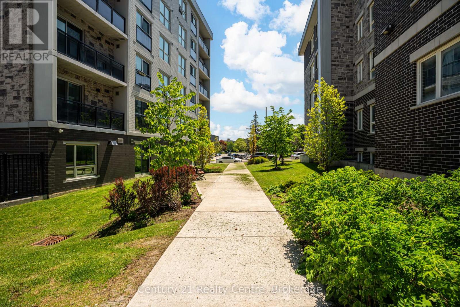 F 103 - 275 Larch Street, Waterloo, Ontario  N2L 3R2 - Photo 9 - X13218168