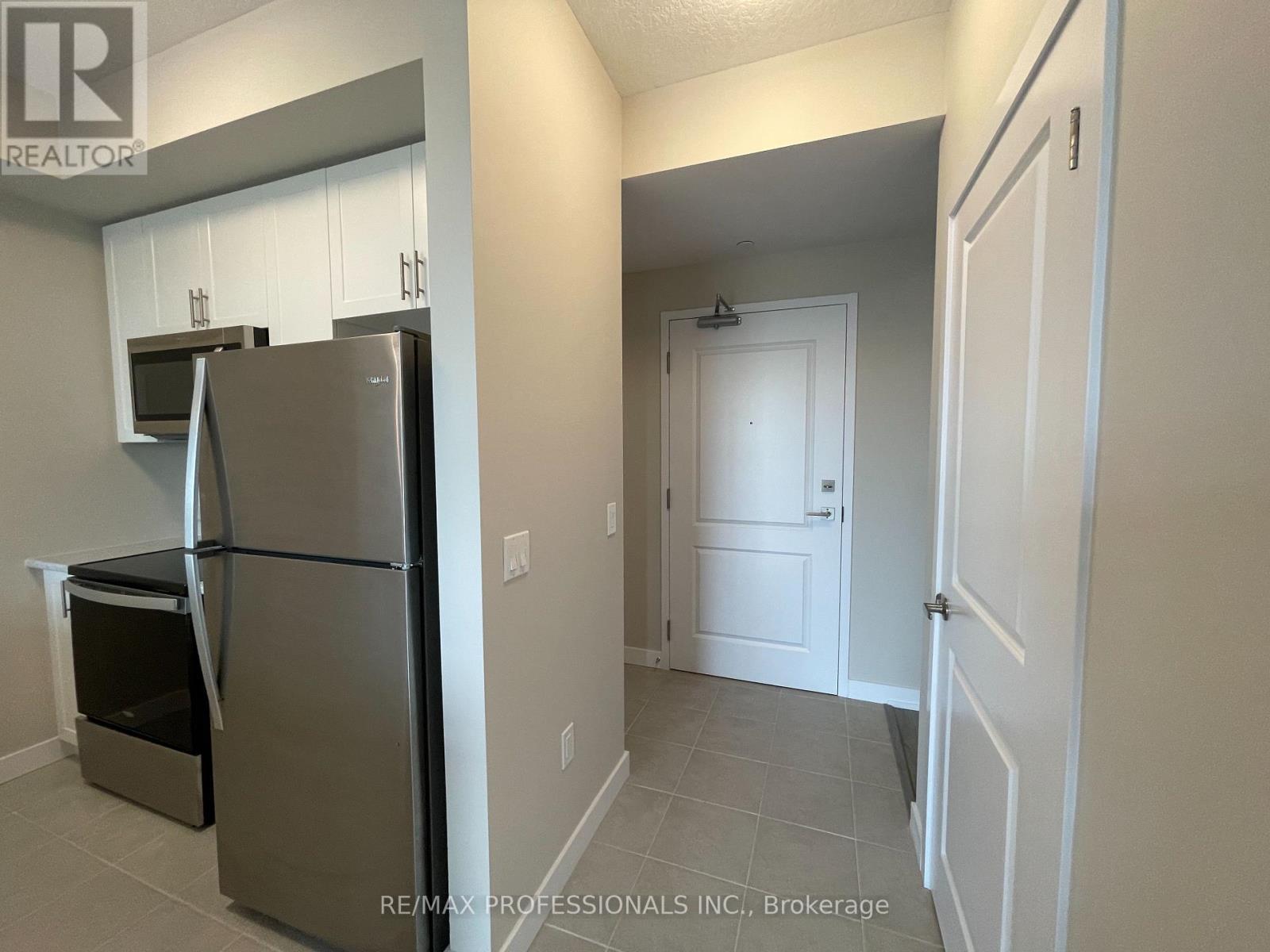 202 - 5055 Greenlane Road, Lincoln, Ontario  L3J 2J3 - Photo 5 - X13218174