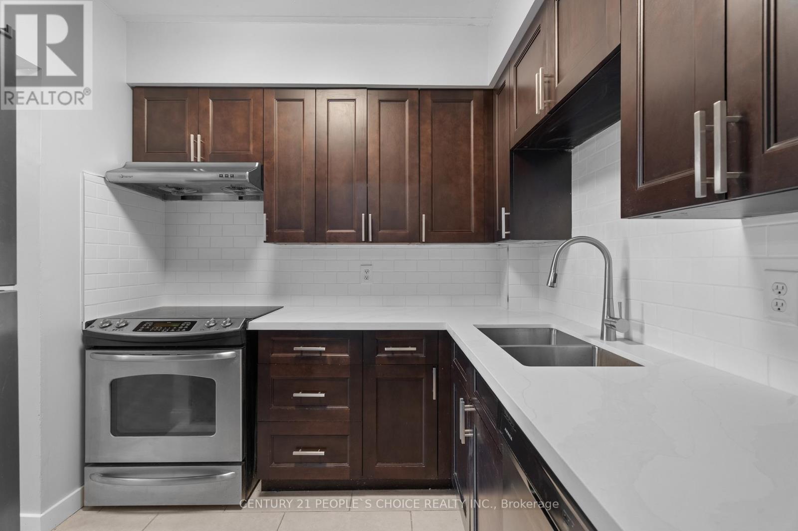 107 - 72 Main Street E, Port Colborne, Ontario  L3K 5Z8 - Photo 2 - X13215902