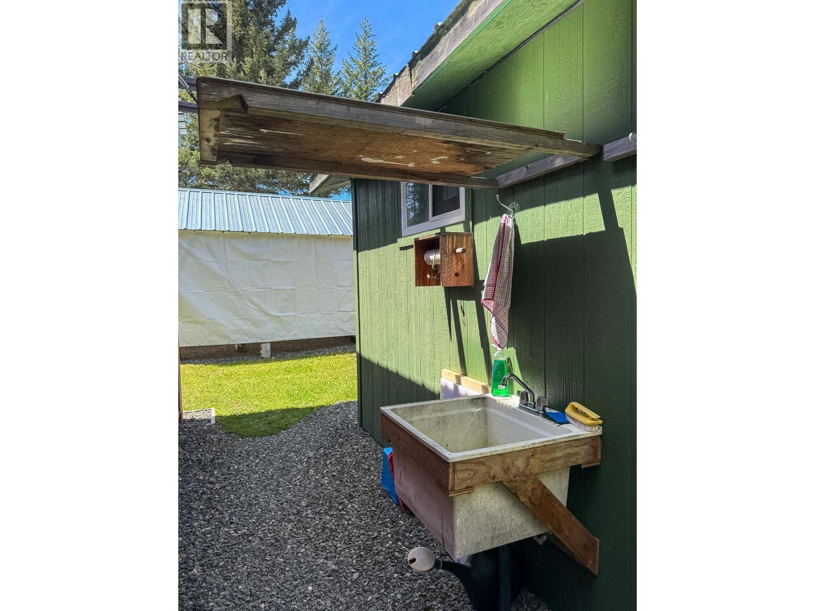 7532 Thomas Point Road, Sheridan Lake, British Columbia  V0K 1X1 - Photo 24 - R3129984