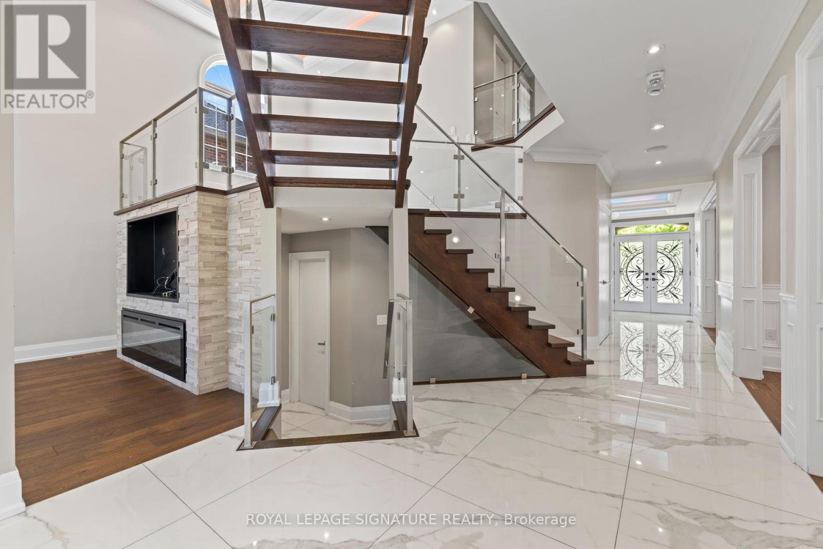 2480 Upper Valley Crescent, Oakville, Ontario  L6H 7P2 - Photo 10 - W13212812