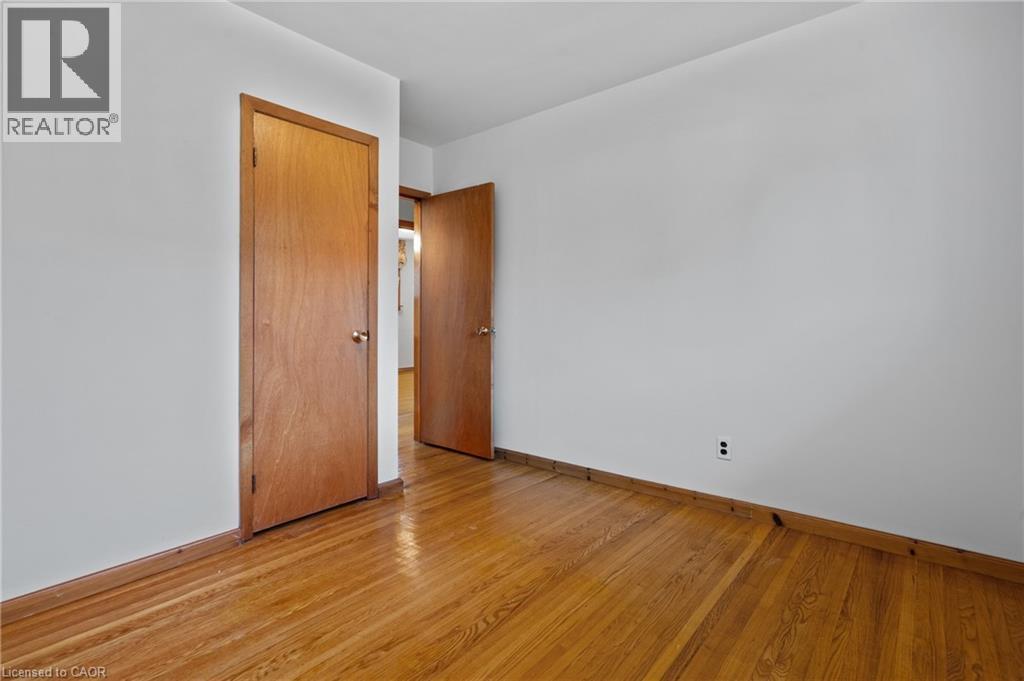 12 Lorne Avenue, Grimsby, Ontario  L3M 2H5 - Photo 18 - 40835027