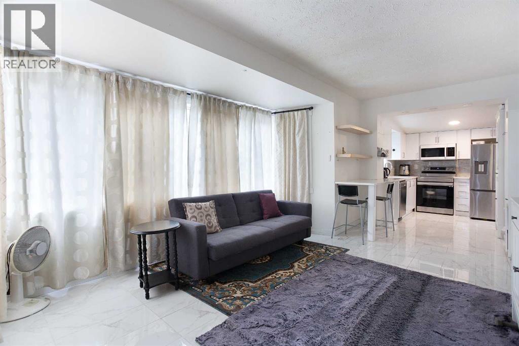 7421 21a Street Se, Calgary, Alberta  T2C 0W1 - Photo 10 - A2306971
