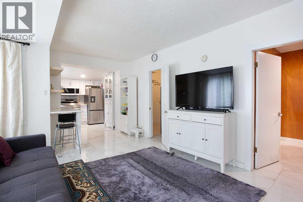 7421 21a Street Se, Calgary, Alberta  T2C 0W1 - Photo 8 - A2306971