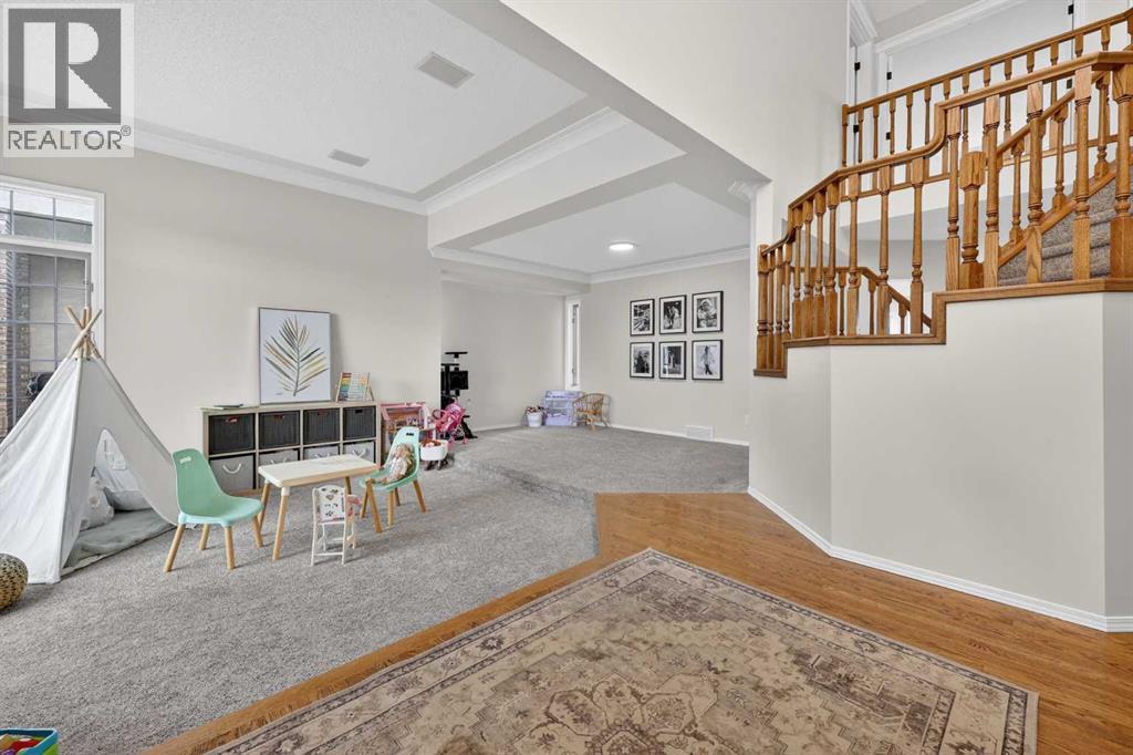 11212 Valley Ridge Drive Nw, Calgary, Alberta  T3B 5L8 - Photo 4 - A2316183