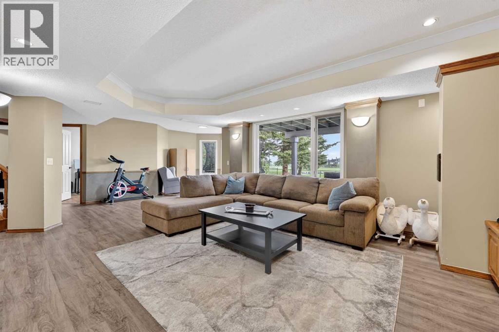 11212 Valley Ridge Drive Nw, Calgary, Alberta  T3B 5L8 - Photo 38 - A2316183