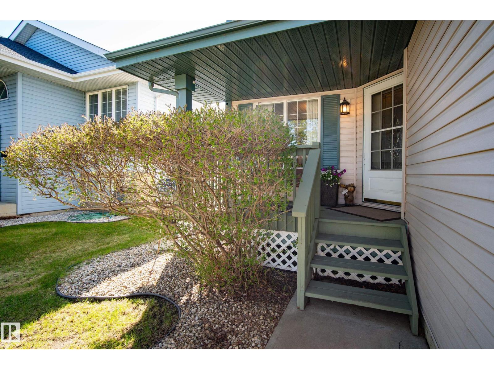 15 Westwood Gr, Fort Saskatchewan, Alberta  T8L 4G3 - Photo 6 - E4490126