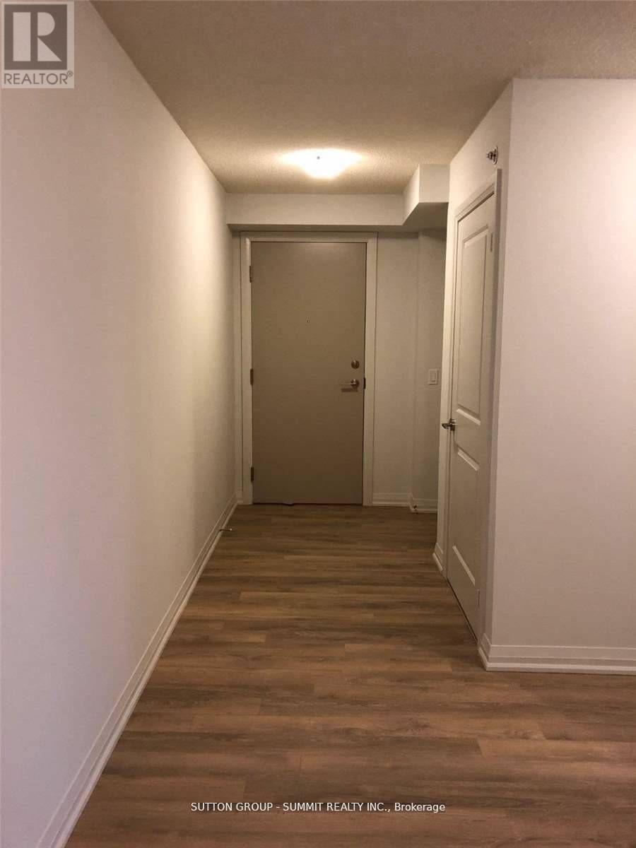 313 - 30 Meadowglen Place, Toronto, Ontario  M1G 0A6 - Photo 17 - E13218230