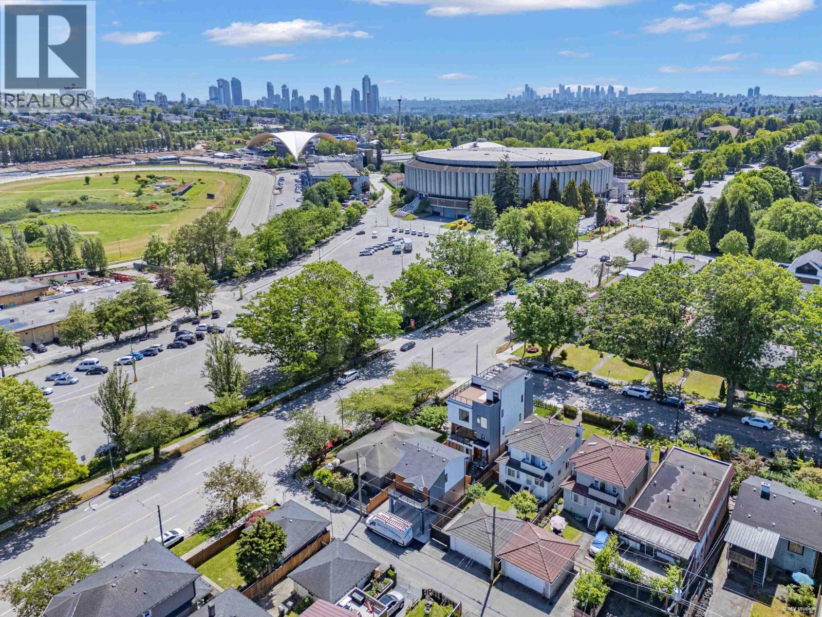 2891 Eton Street, Vancouver, British Columbia  V5K 1K4 - Photo 4 - R3129052