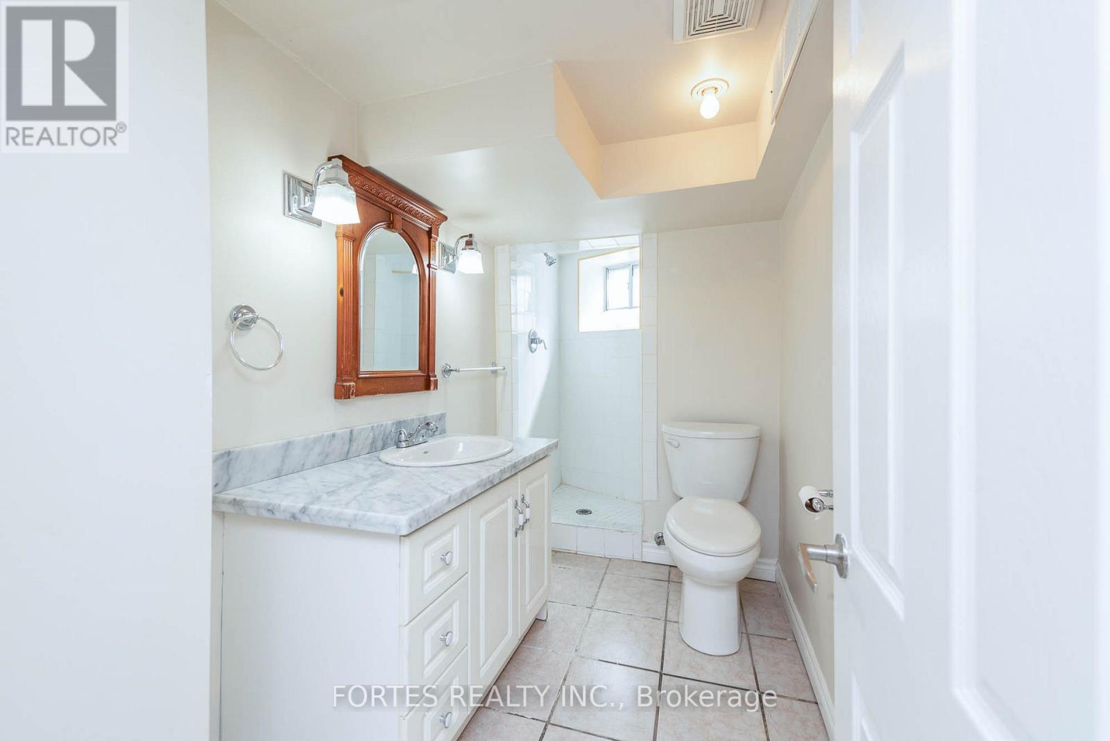 8 Spring Grove Avenue, Toronto, Ontario  M6N 3H3 - Photo 23 - W13209404