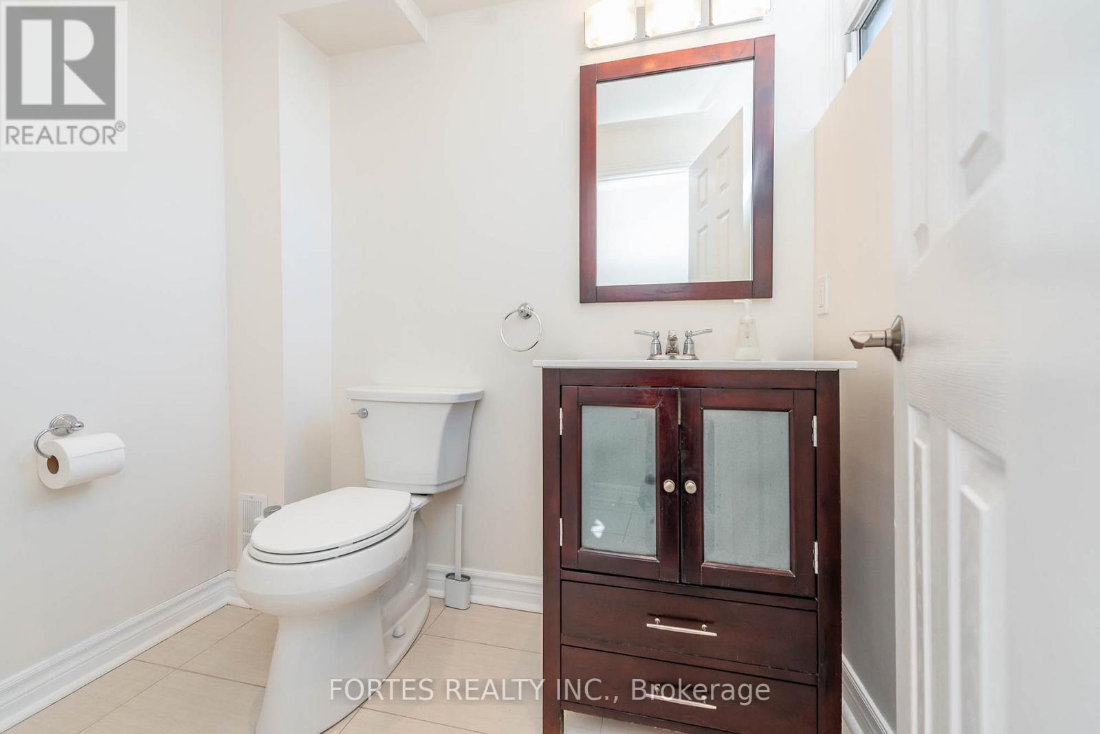 8 Spring Grove Avenue, Toronto, Ontario  M6N 3H3 - Photo 16 - W13209404
