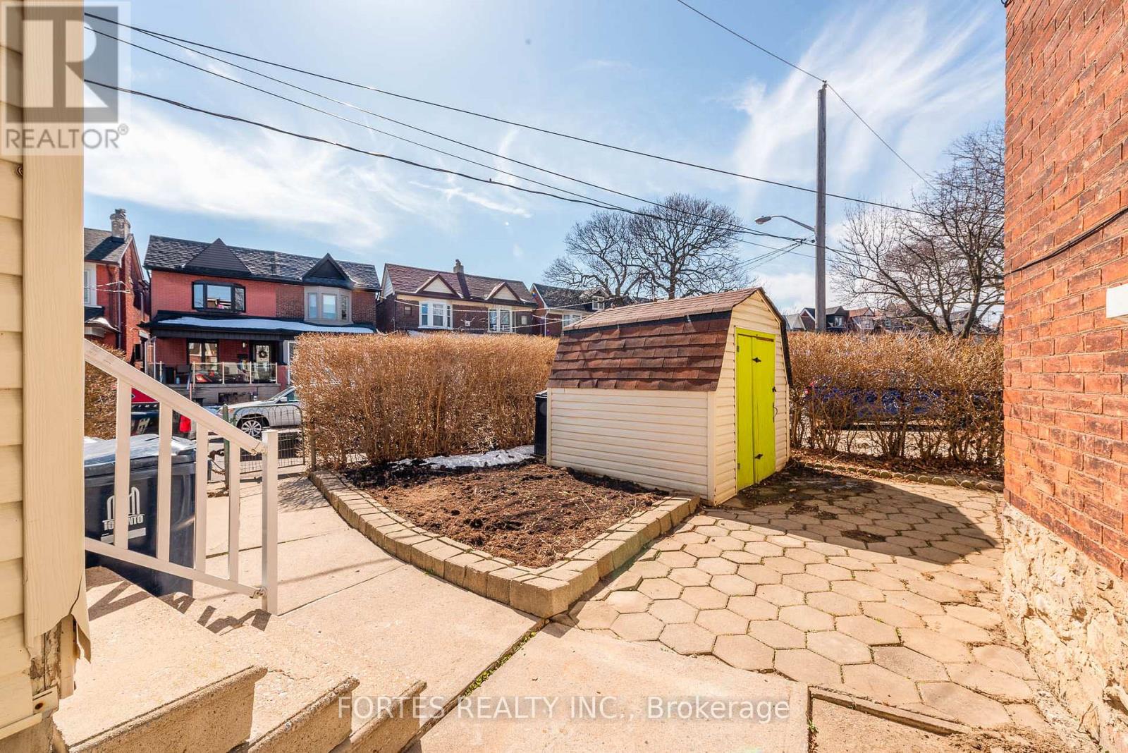 8 Spring Grove Avenue, Toronto, Ontario  M6N 3H3 - Photo 24 - W13209404