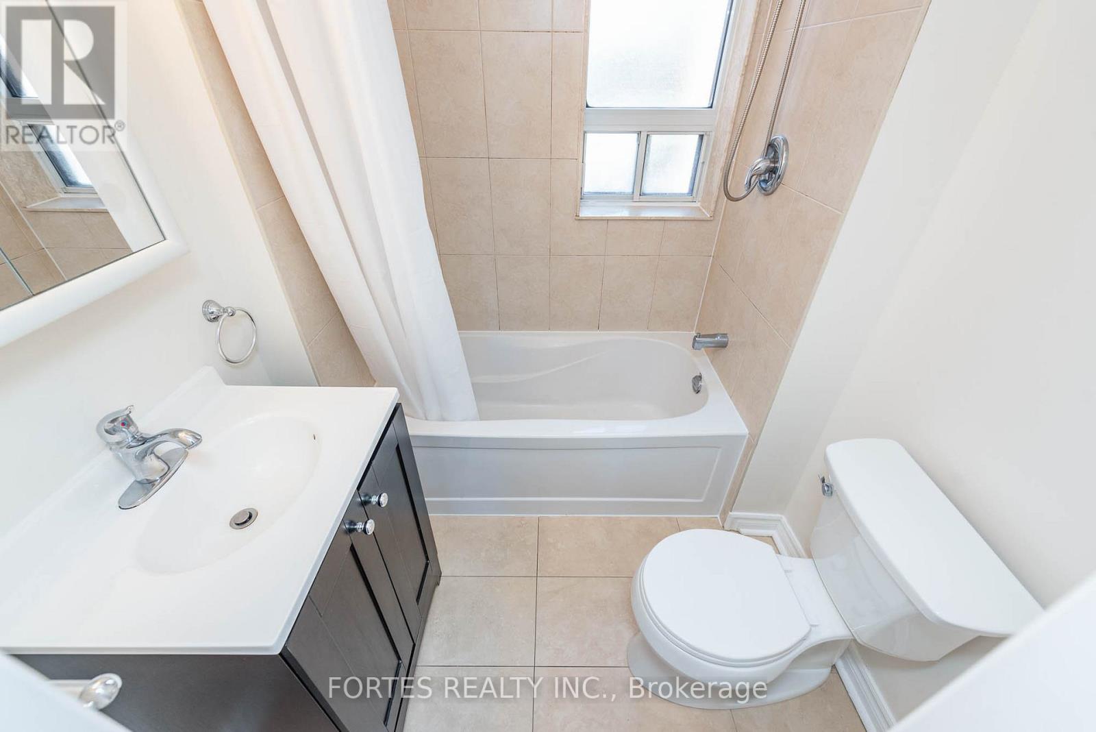 8 Spring Grove Avenue, Toronto, Ontario  M6N 3H3 - Photo 19 - W13209404